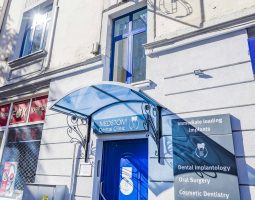 Дентален център Медстом