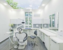 Д-р Мунир Ондос